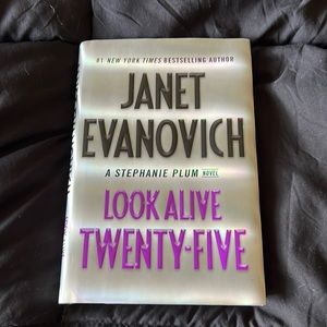 Stephanie Plum novel, Look Alive Twenty-Five by Janet Evanovich, read once